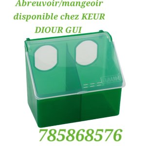 Abreuvoir/mangeoir pigeon